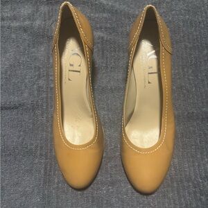 AGL Tan Leather Heels with Elegant Design